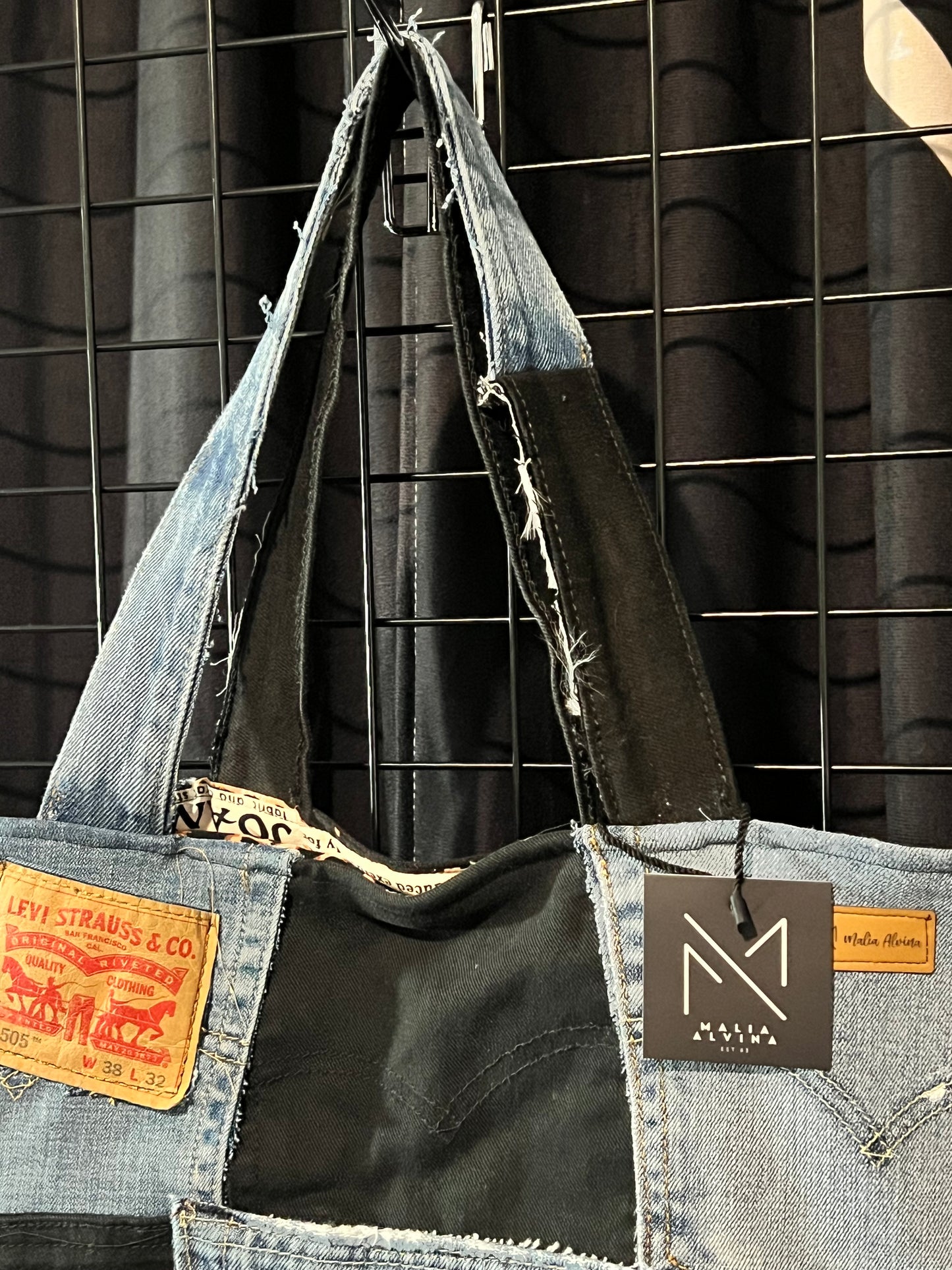 UPCYCLED TOTE